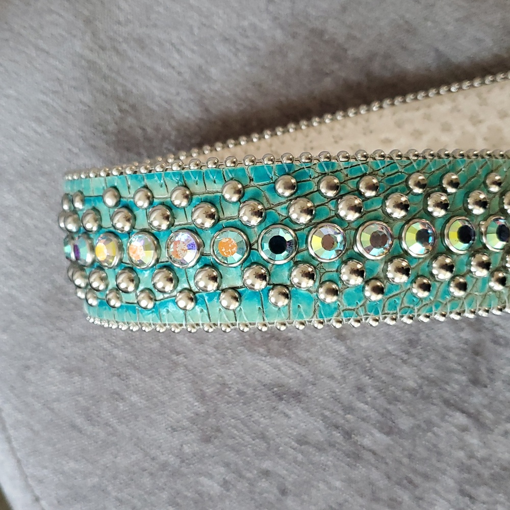 Exquisite b.b. simon Belt In Turquoise Italian Leather With Swarovski Crystals - Picture 4 of 11